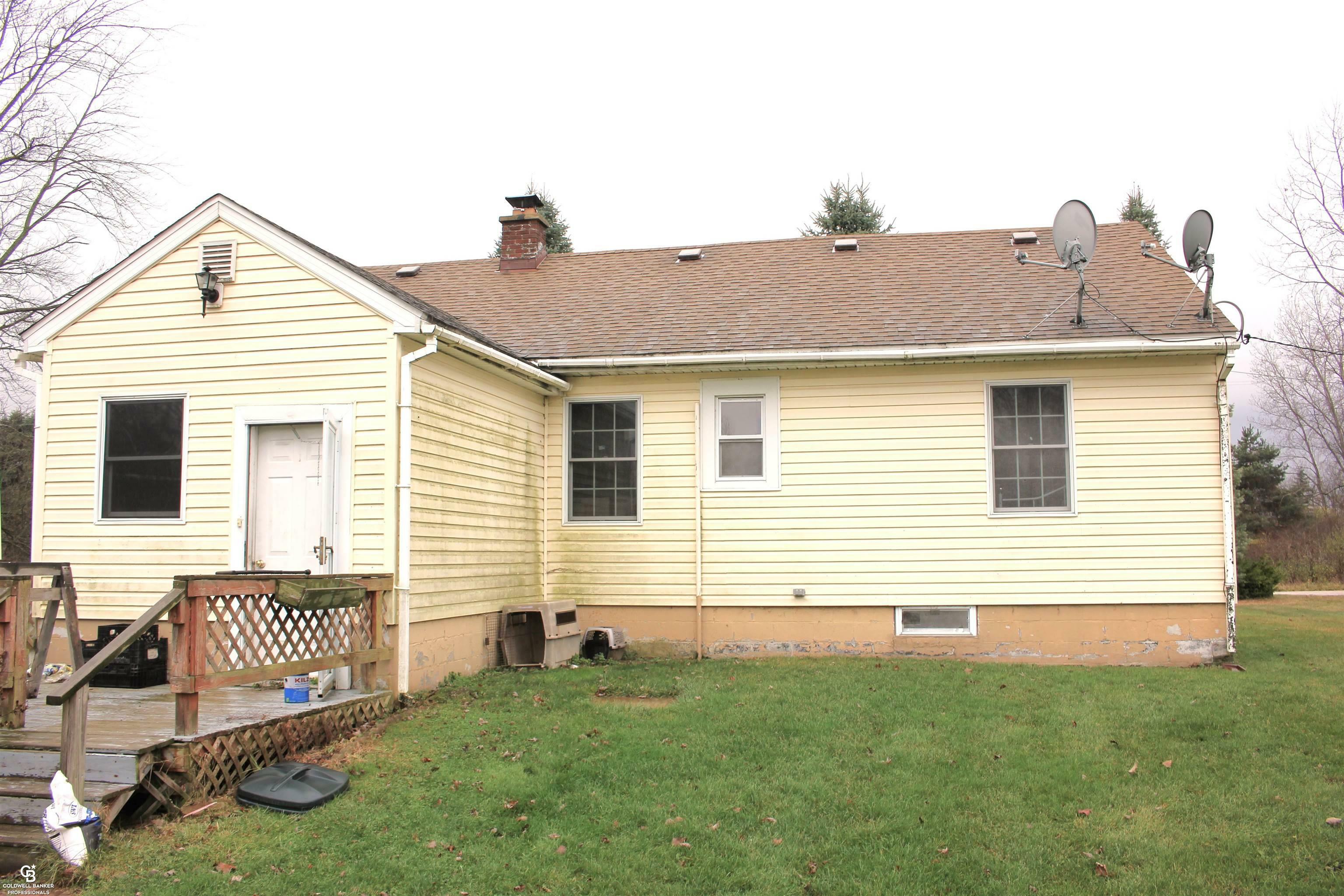 Property Photo:  1376 Lathrop Road  MI 48002 