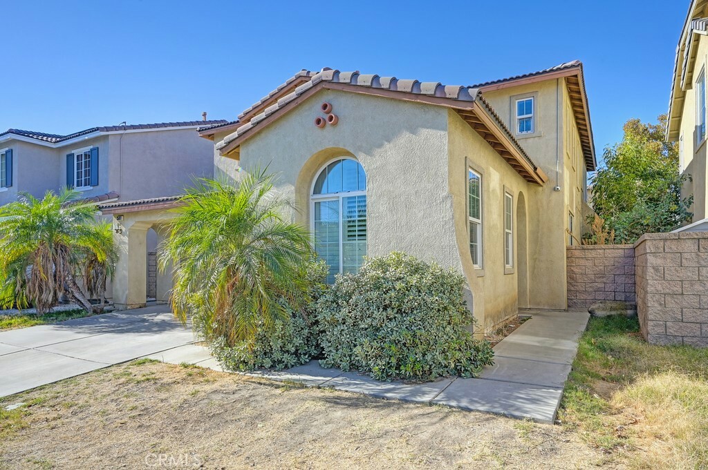 Property Photo:  35011 Estancia Street  CA 92530 