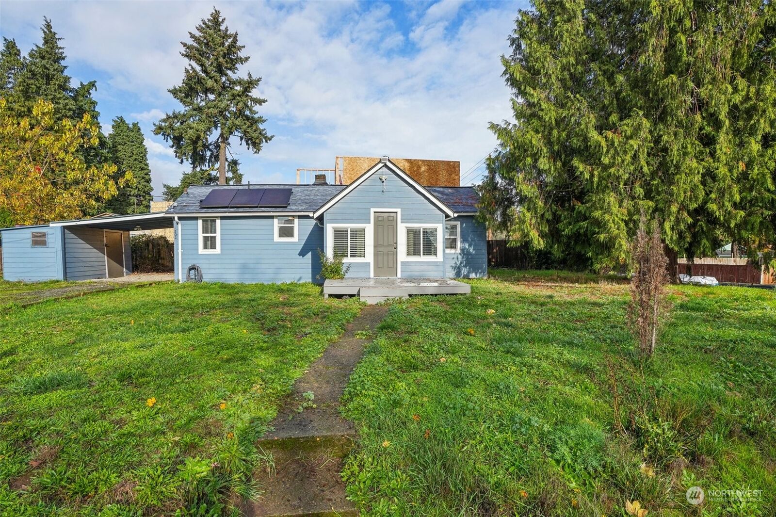 Property Photo:  1202 W 20th Street  WA 98660 