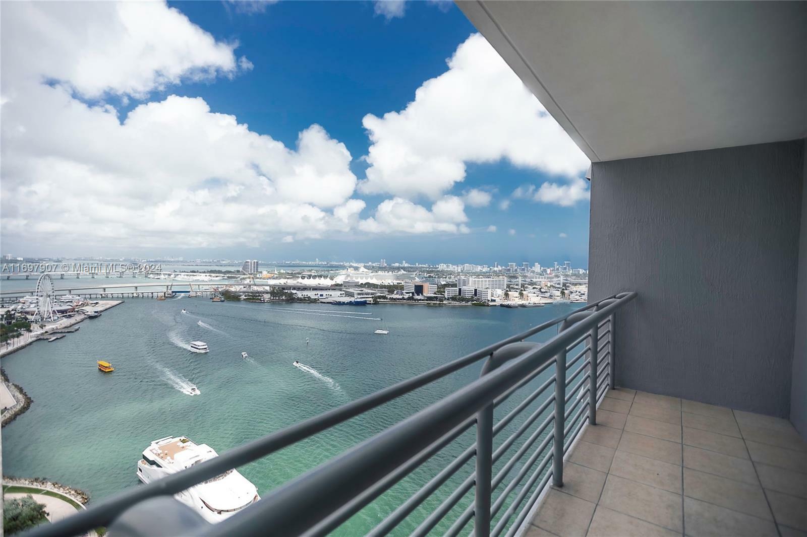 Property Photo:  335 S Biscayne Blvd 2710  FL 33131 