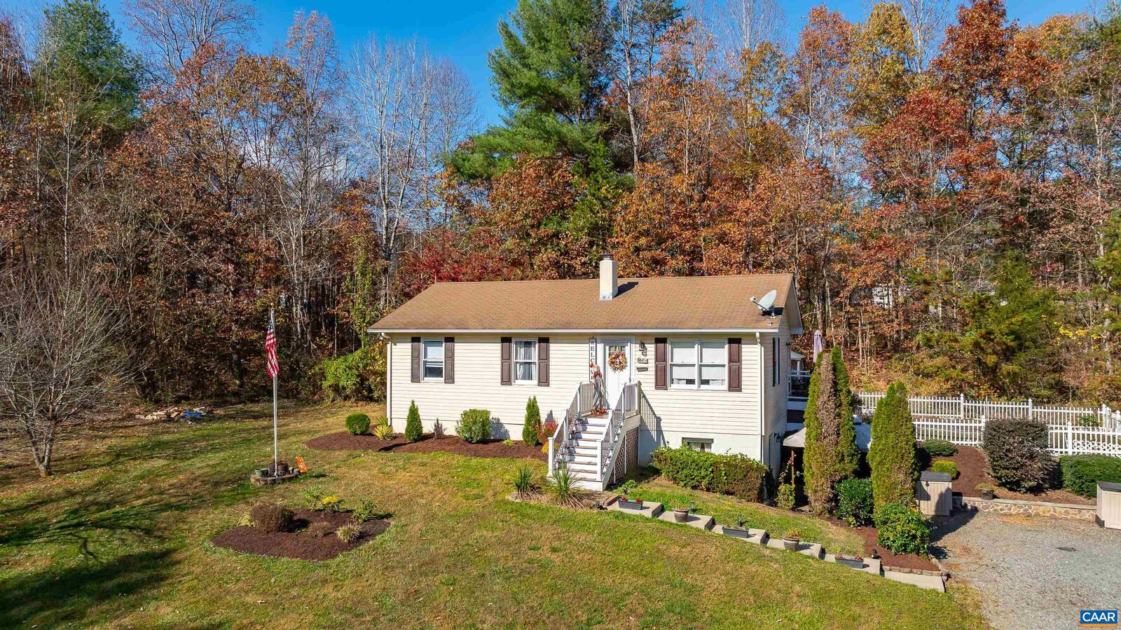 Property Photo: 89 Fox Hollow Rd VA 22968