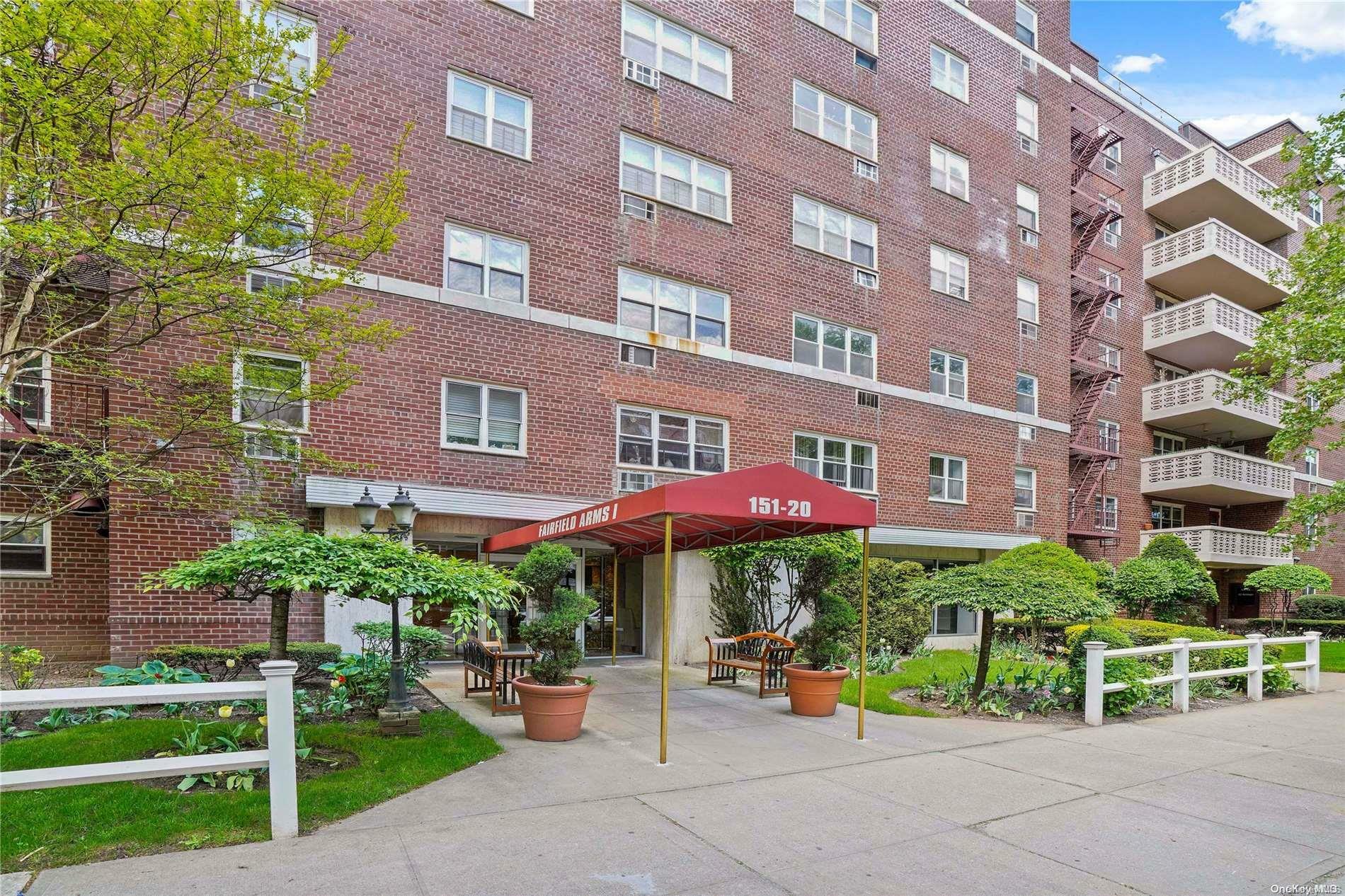 Property Photo:  151-20 88th Street 4L  NY 11414 