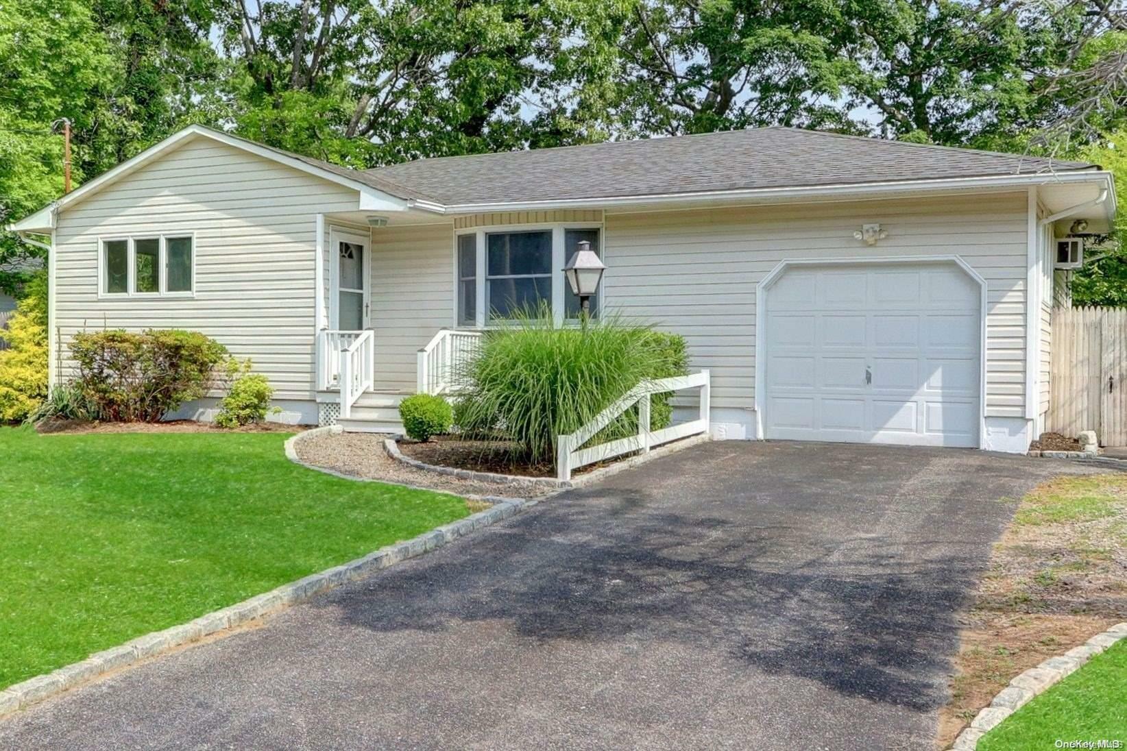Property Photo: 35 Breston Dr W NY 11967