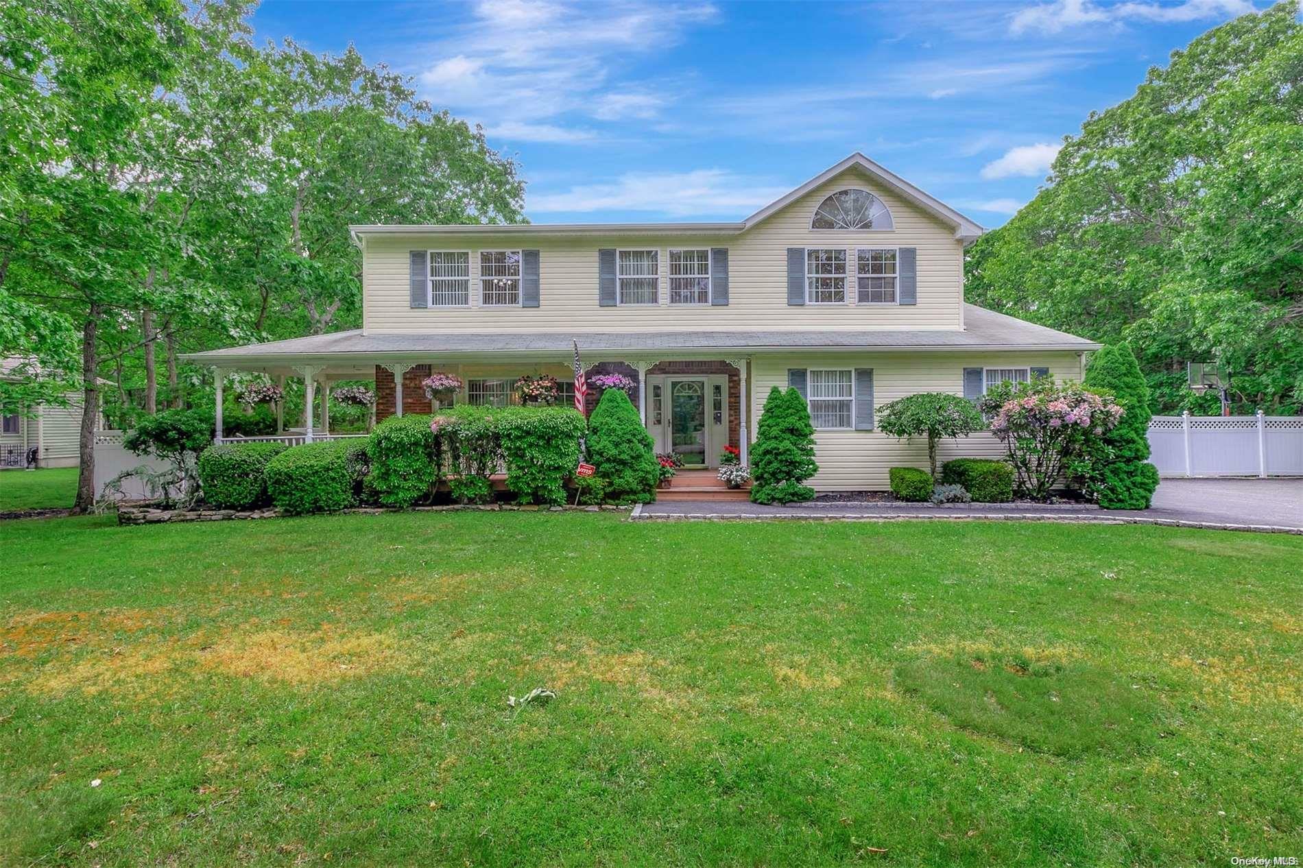 Property Photo:  34 Carmen View Drive  NY 11967 