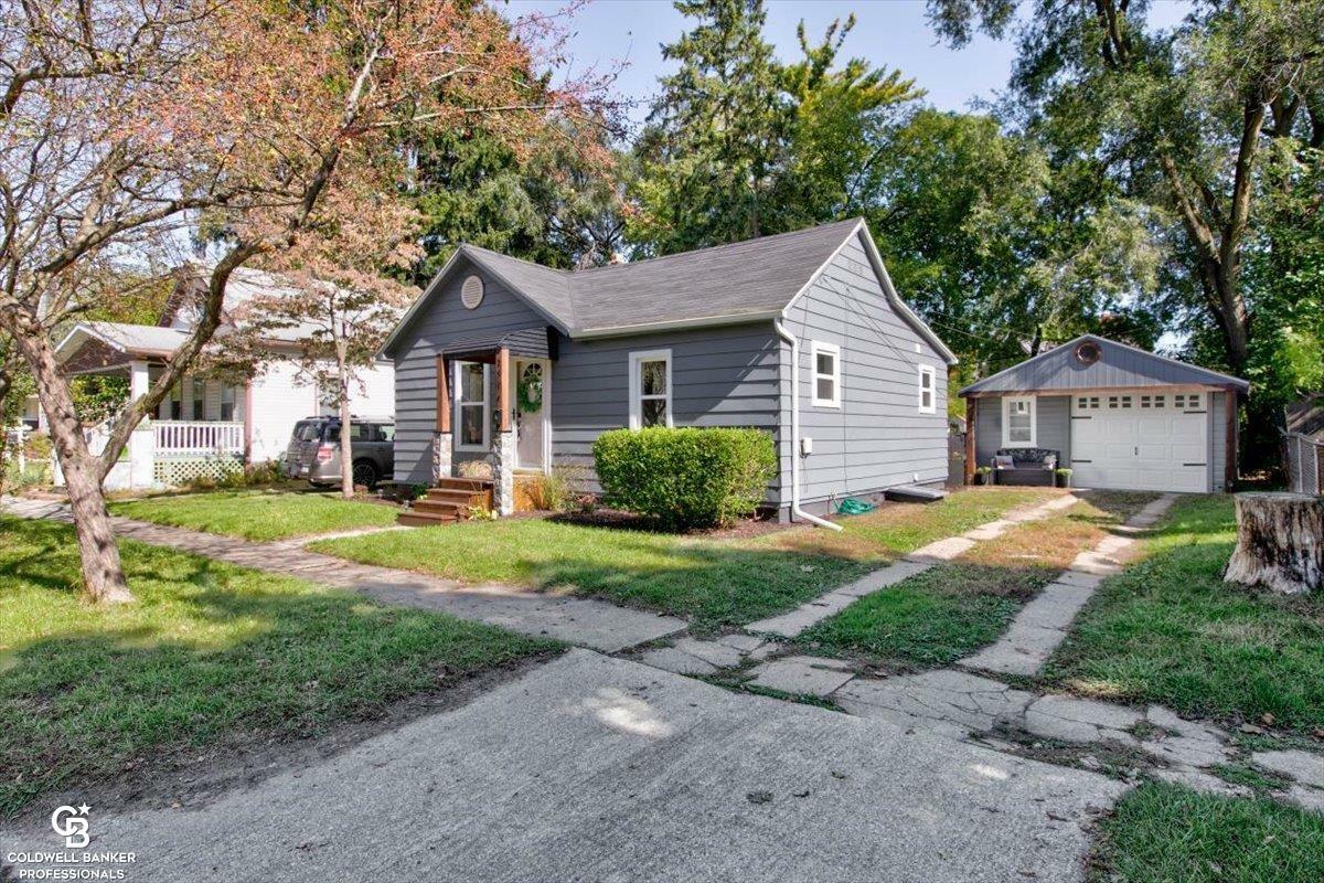 Property Photo:  2514 Walnut Street  MI 48060 