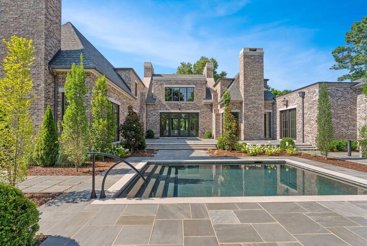 Property Photo: 1206 Tyne Blvd TN 37215