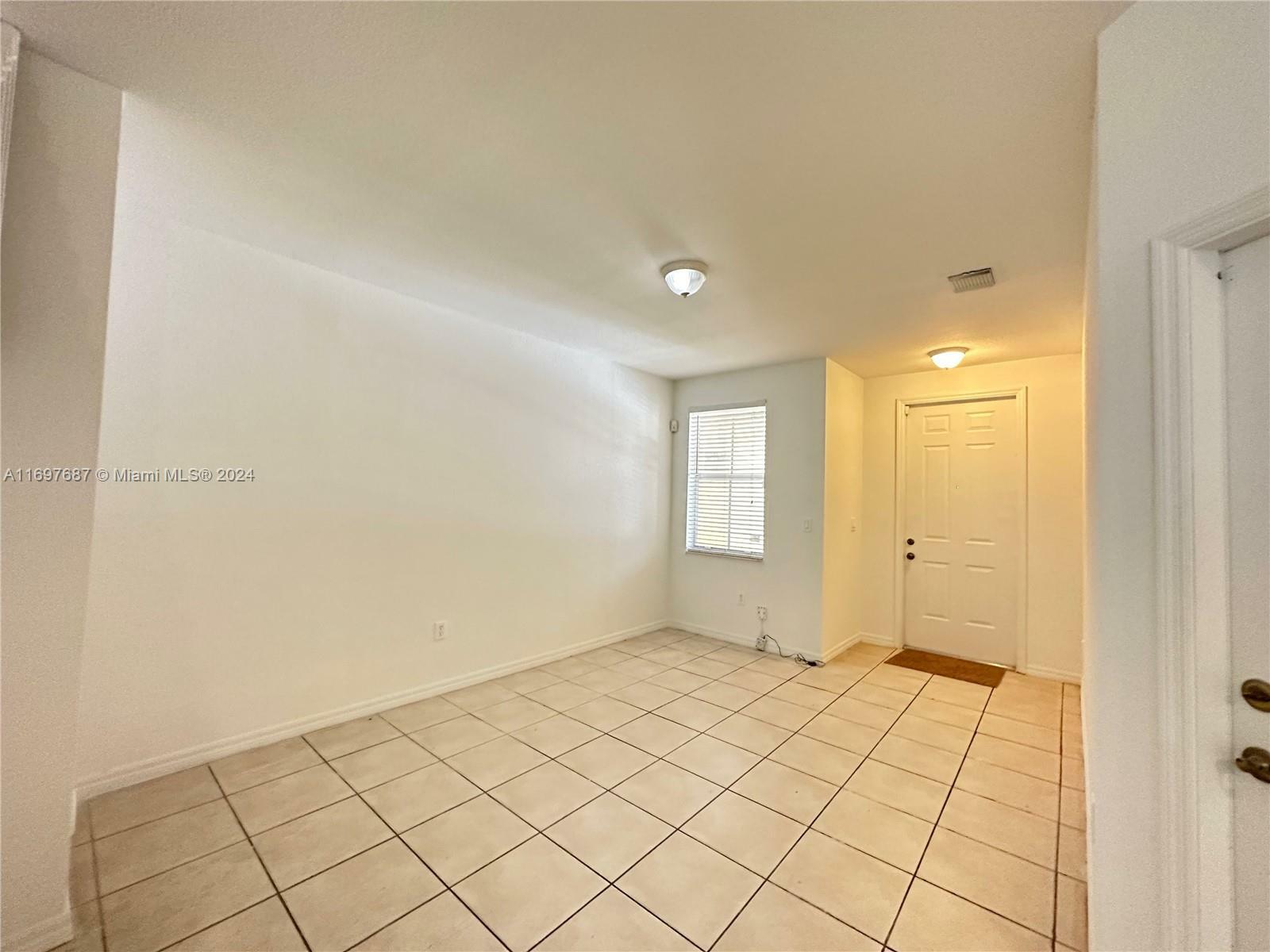 Property Photo:  16641 SW 79th Way 16641  FL 33193 