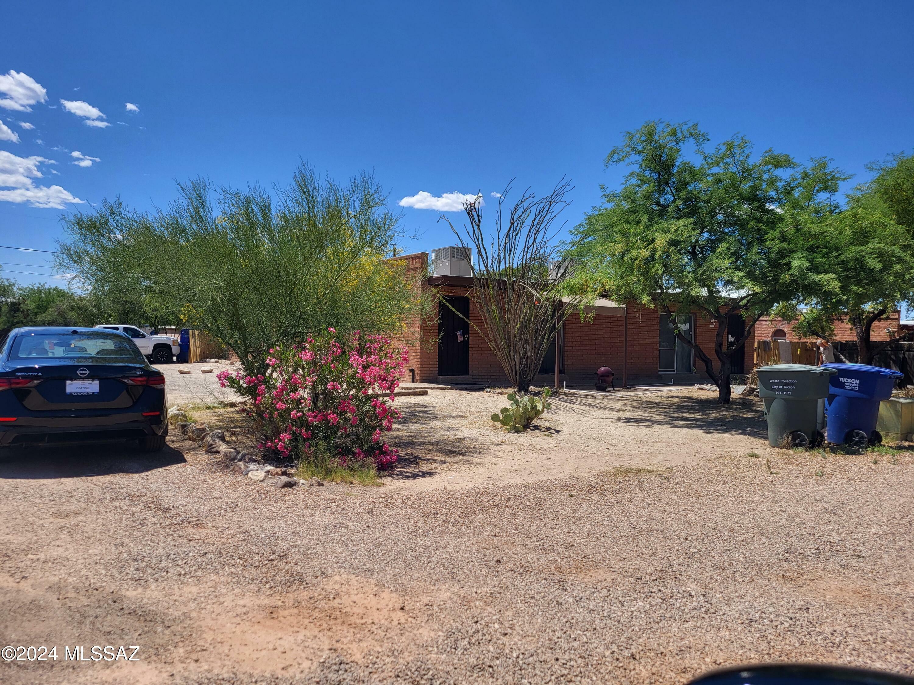 3016-3022 N Edith Boulevard  Tucson AZ 85716 photo