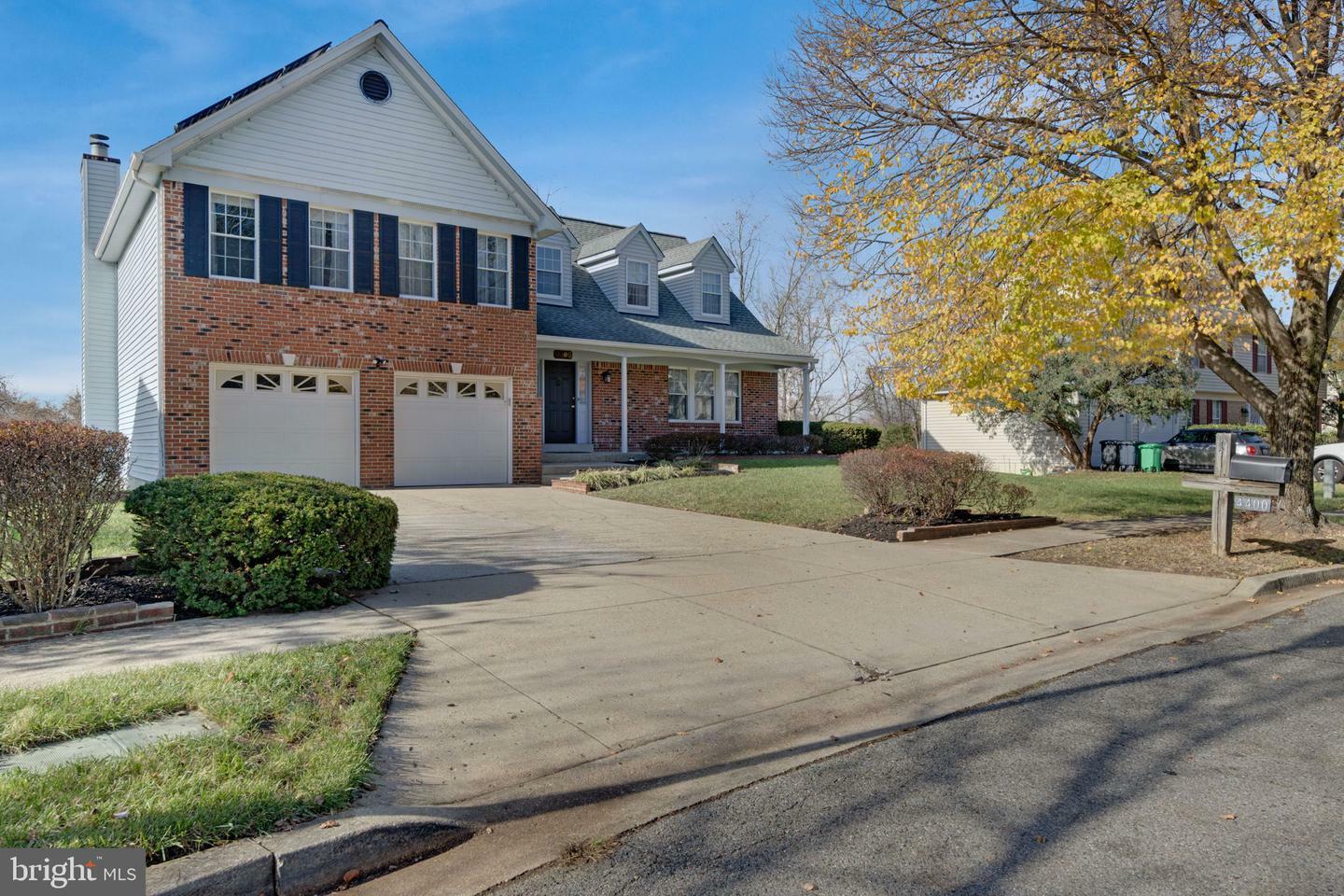 Property Photo:  4400 Holmehurst Way E  MD 20720 