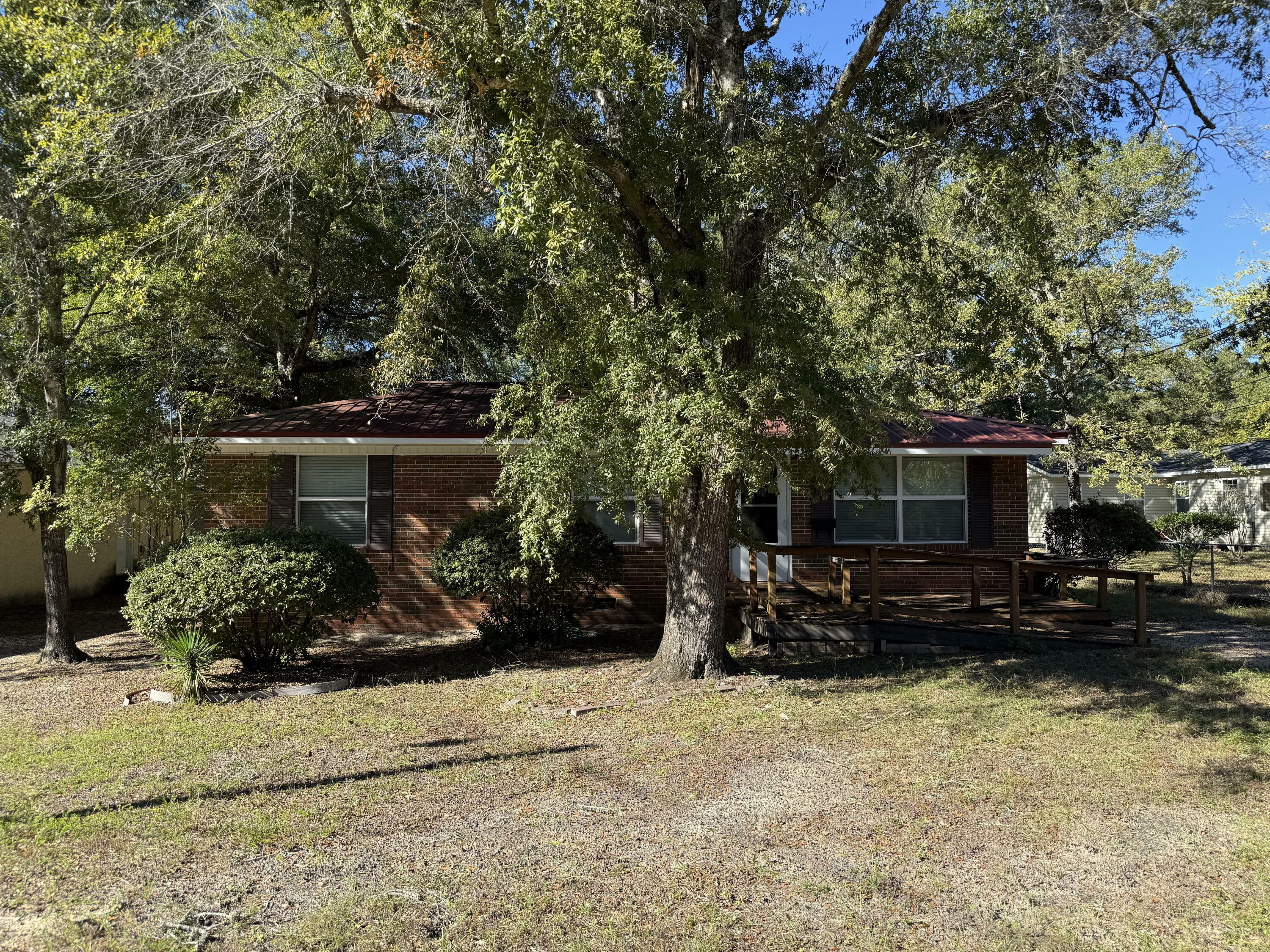 Property Photo:  740 McDonald Street  FL 32536 