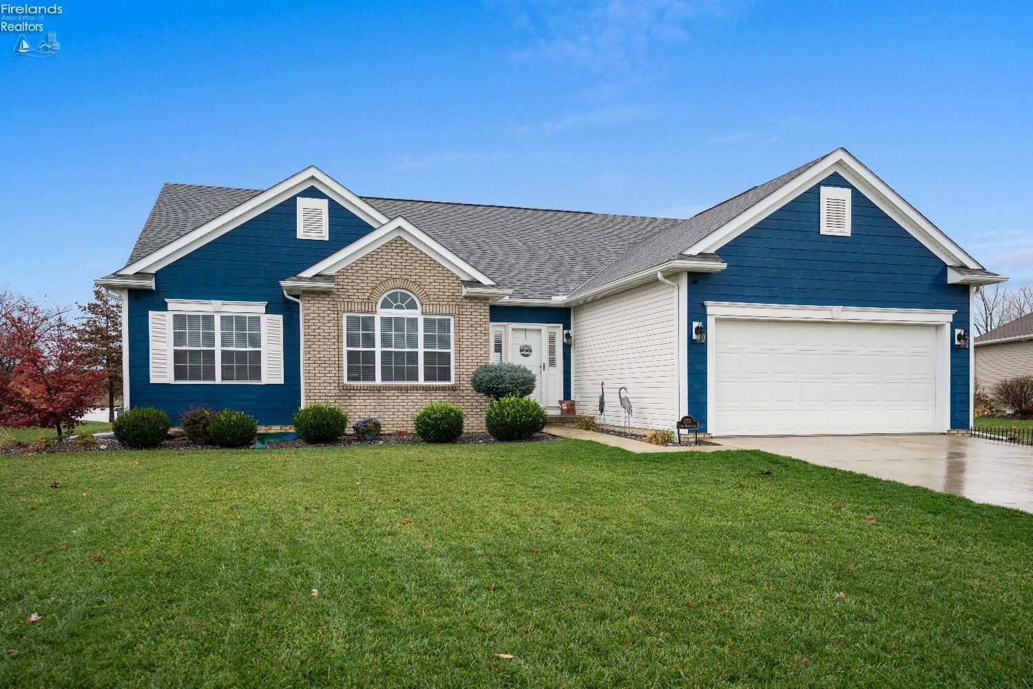 Property Photo: 2133 S Harbor Bay Drive OH 43440