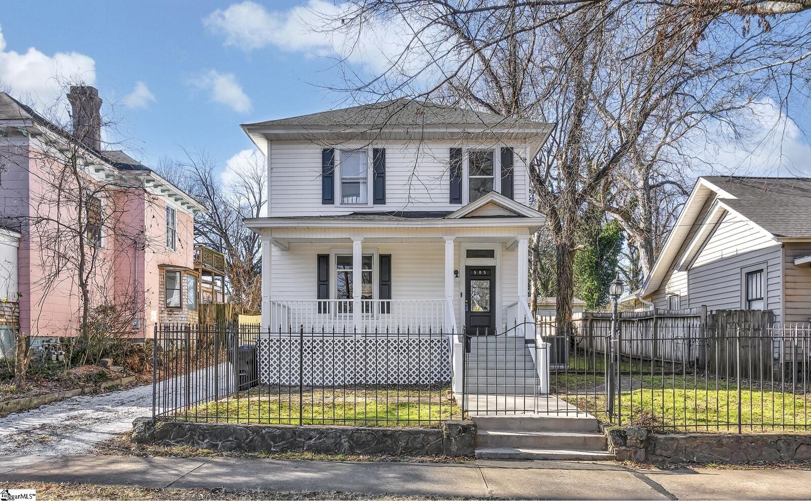 Property Photo:  505 Hampton Avenue  SC 29601 