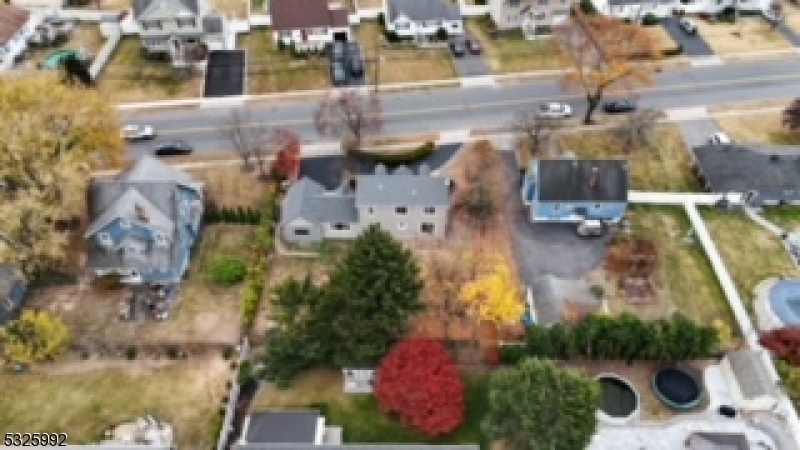 Property Photo:  527 S Plainfield Ave  NJ 07080 