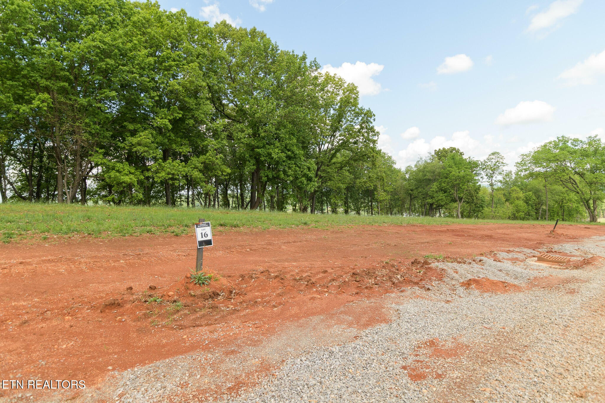 Property Photo: 4071 Old Dogwood Tr TN 37774