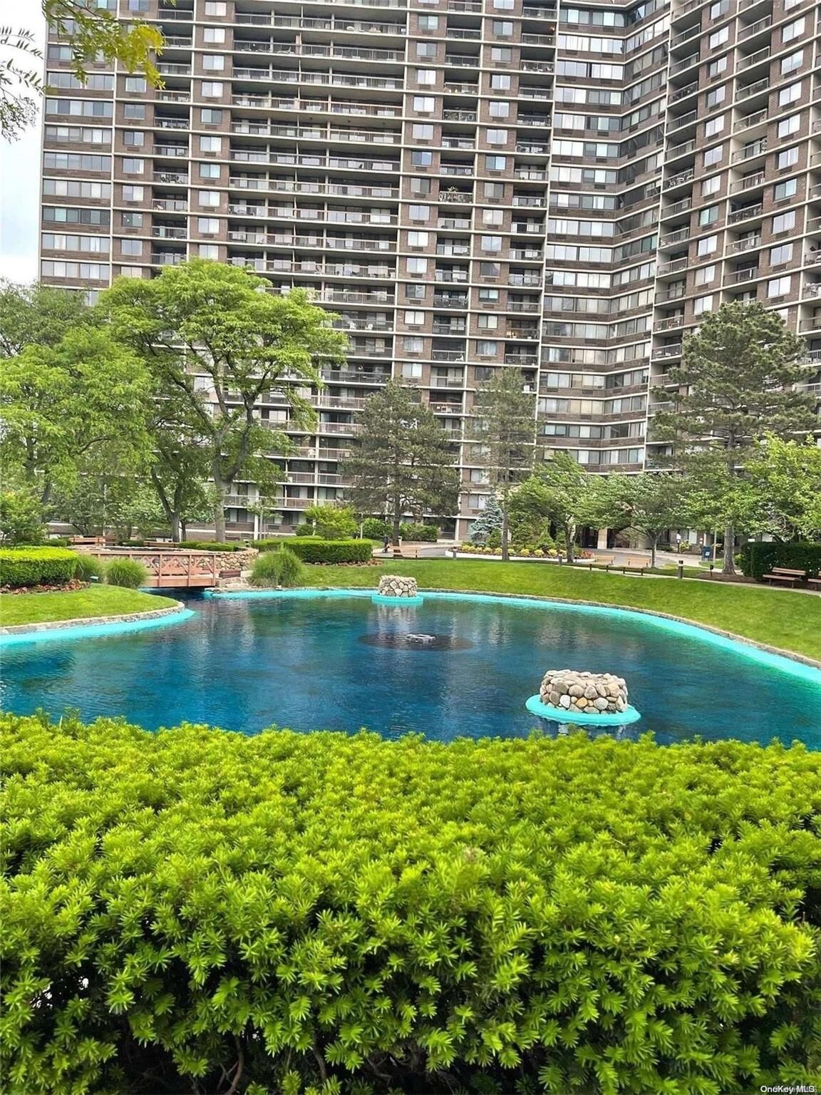 Property Photo:  2 Bay Club Drive 15Z4  NY 11360 
