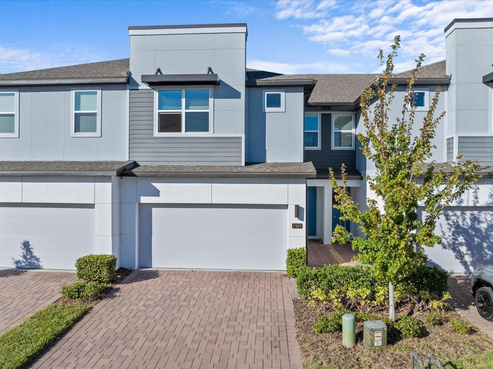 Property Photo:  1323 Merrydale Way  FL 32792 