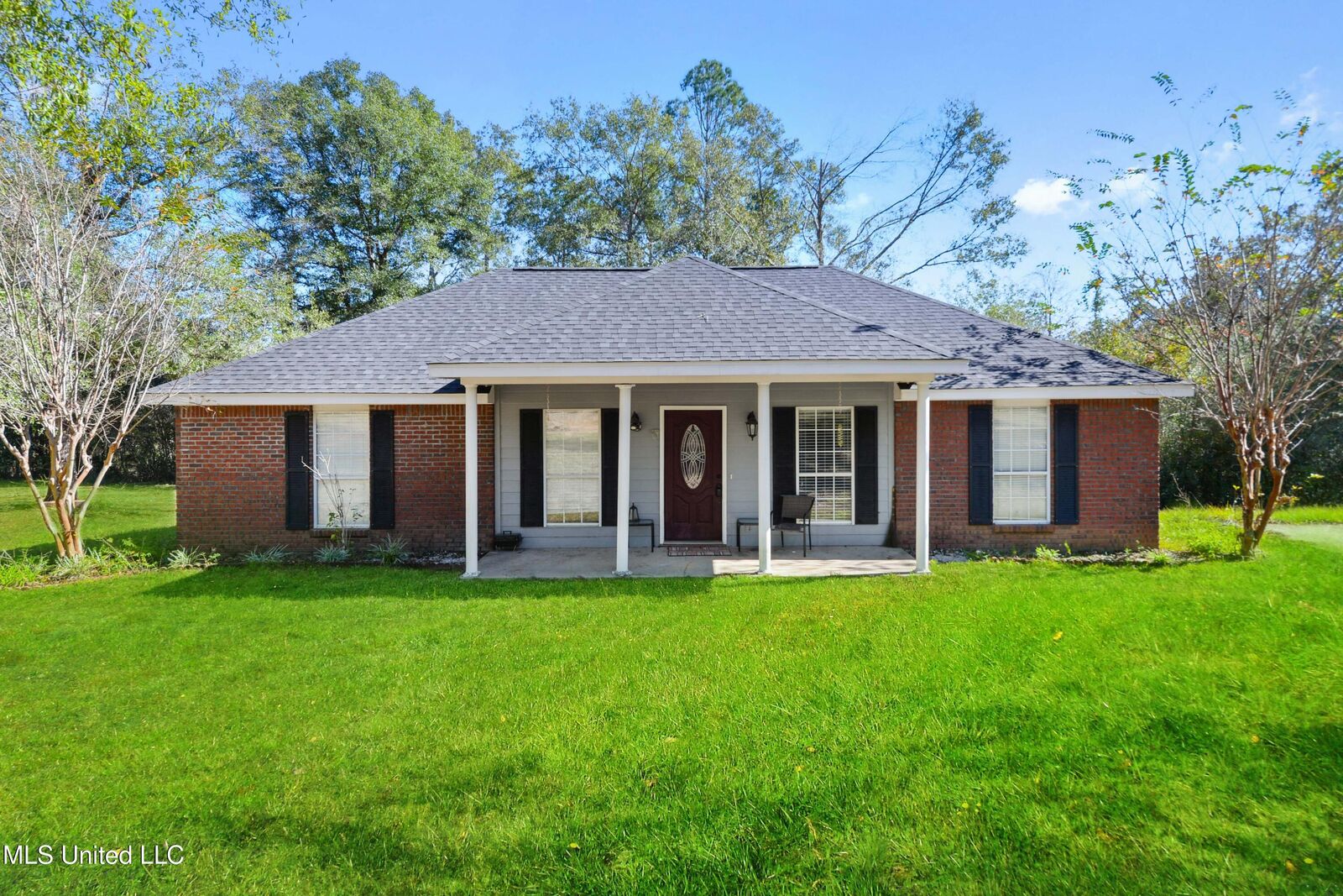Property Photo: 1106 C F Ward Road MS 39452
