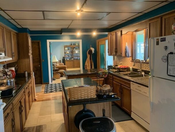 Property Photo: 1522 E 7th Road IL 61334