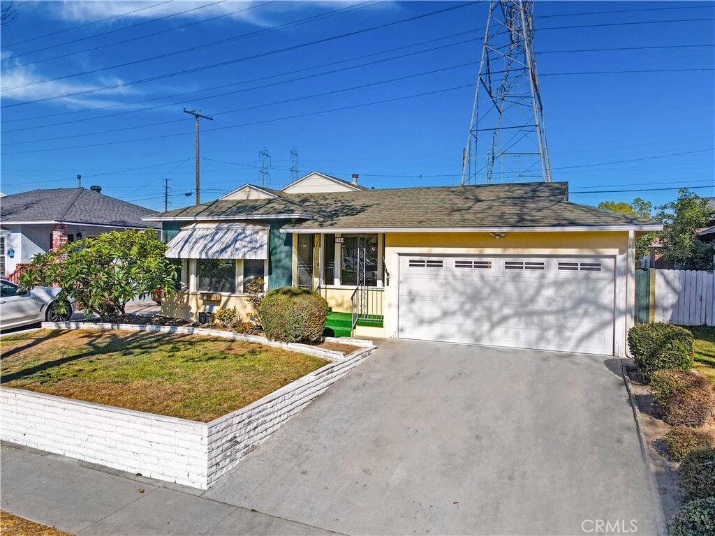 Property Photo:  5346 Ocana Avenue  CA 90713 