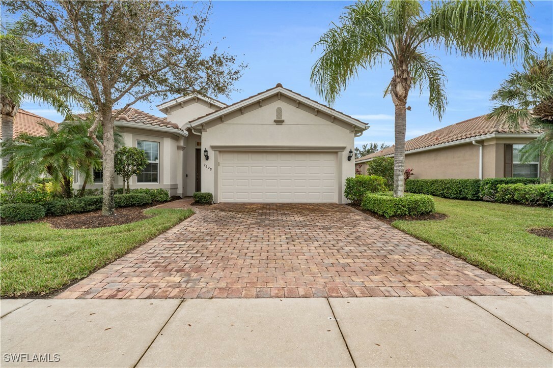 Property Photo:  9328 Fieldstone Lane  FL 34120 