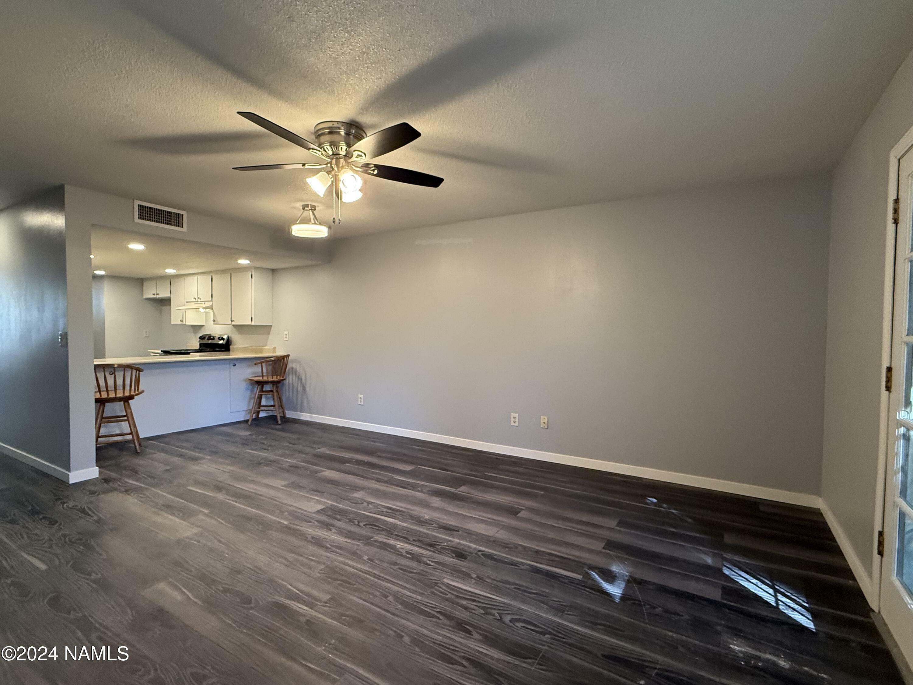 Property Photo:  6401 N Saint Nicholas Circle 9  AZ 86004 