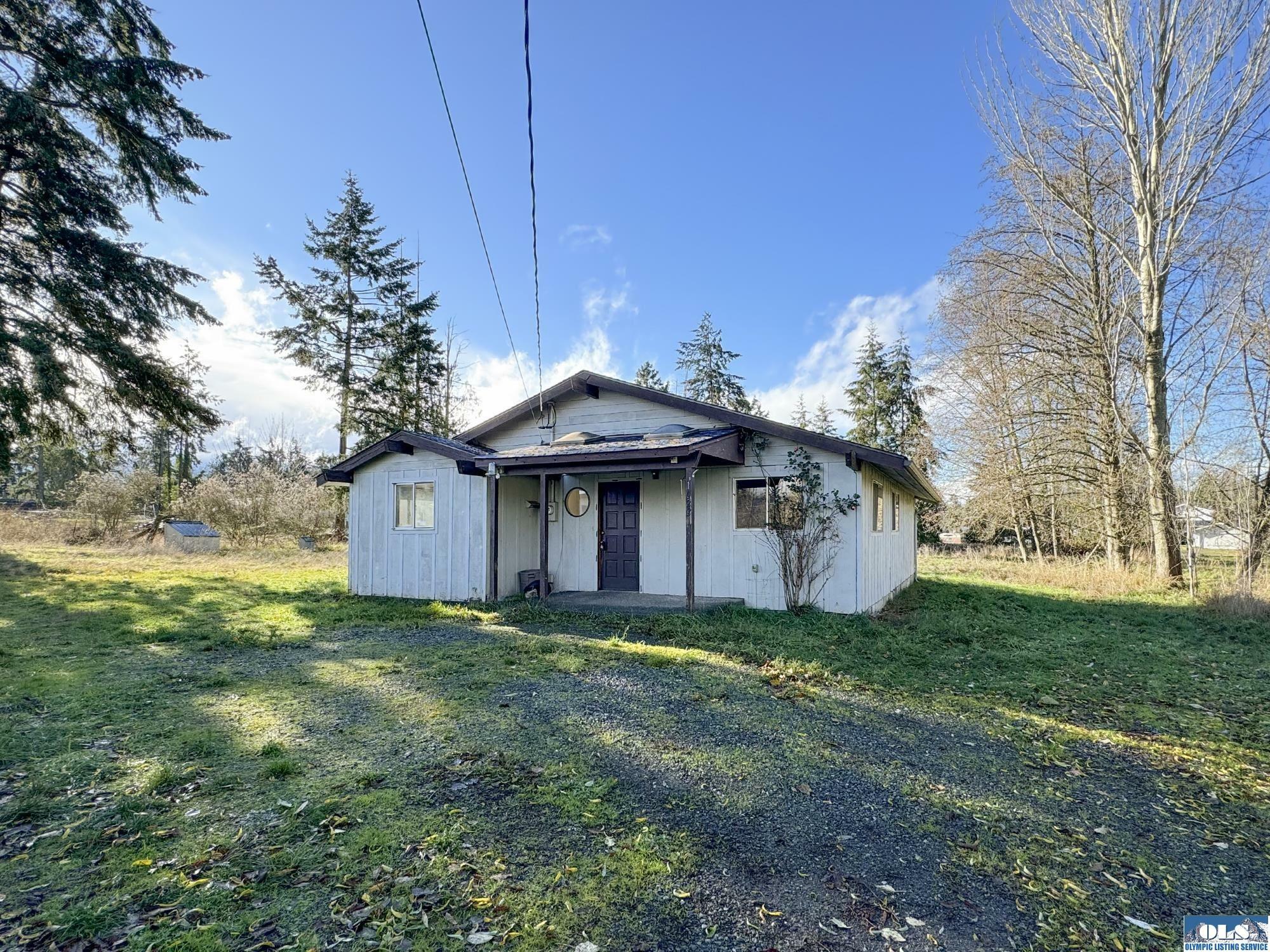 Property Photo:  1022 River Road  WA 98382 