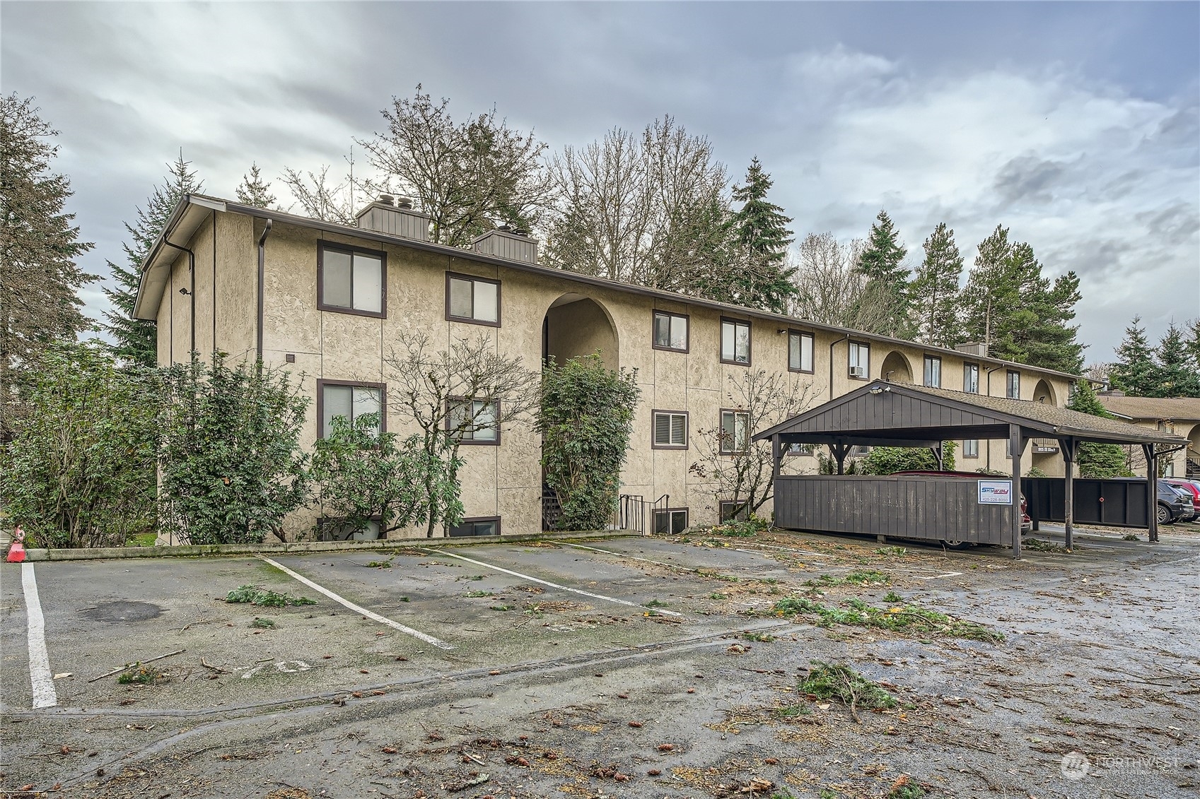 Property Photo:  10125 SE 235th Place C 102  WA 98031 