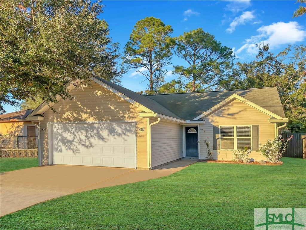 Property Photo: 923 Pineland Avenue GA 31313