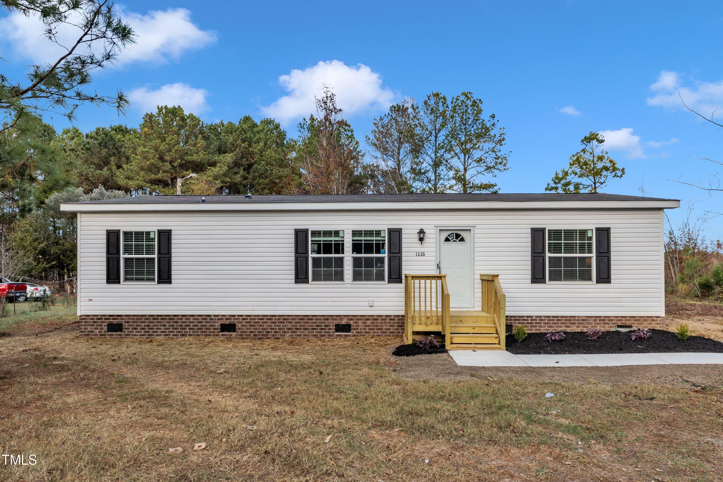 Property Photo:  1235 Schloss Road  NC 27549 