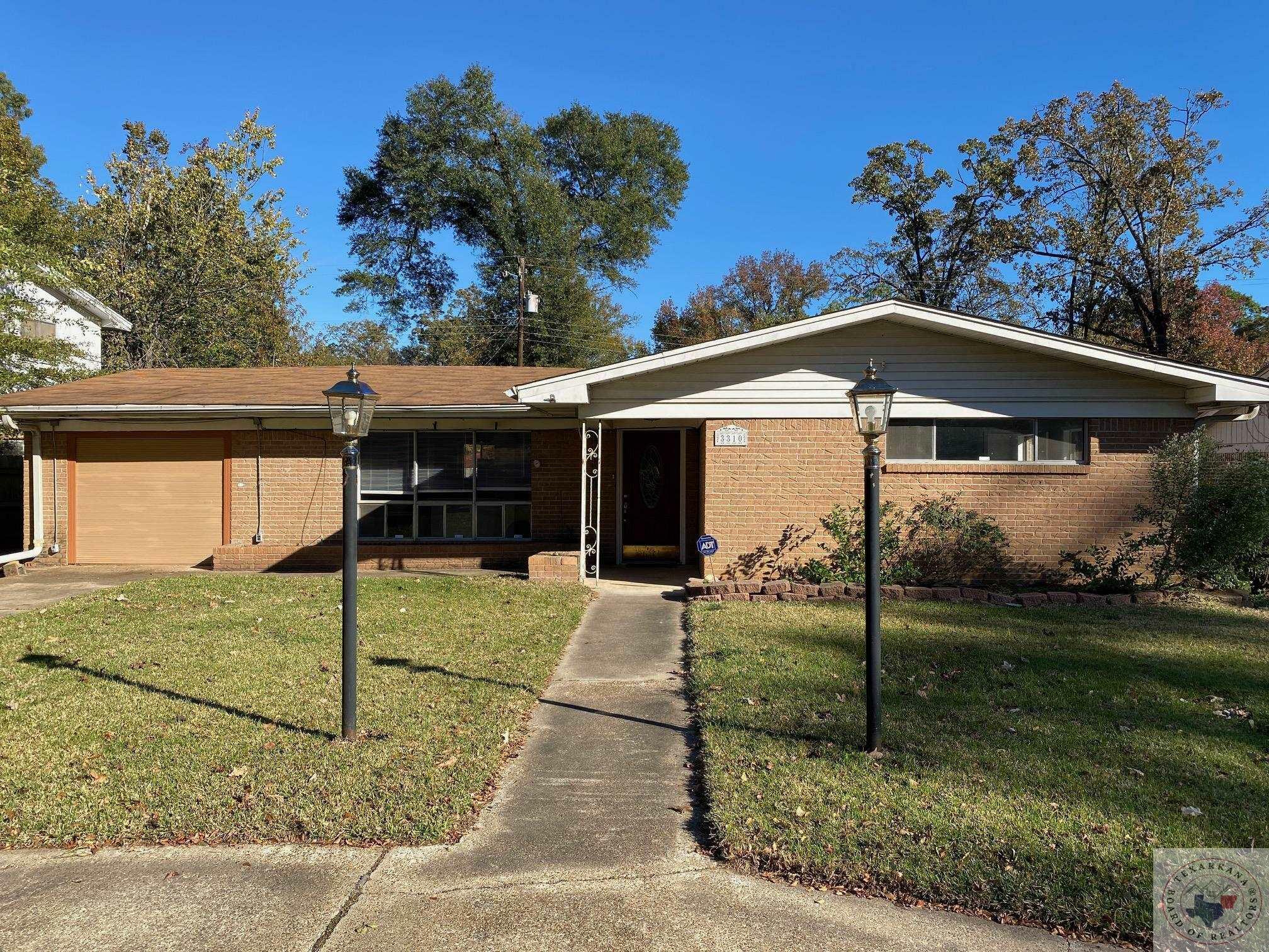 Property Photo: 3310 Briarwood TX 75503