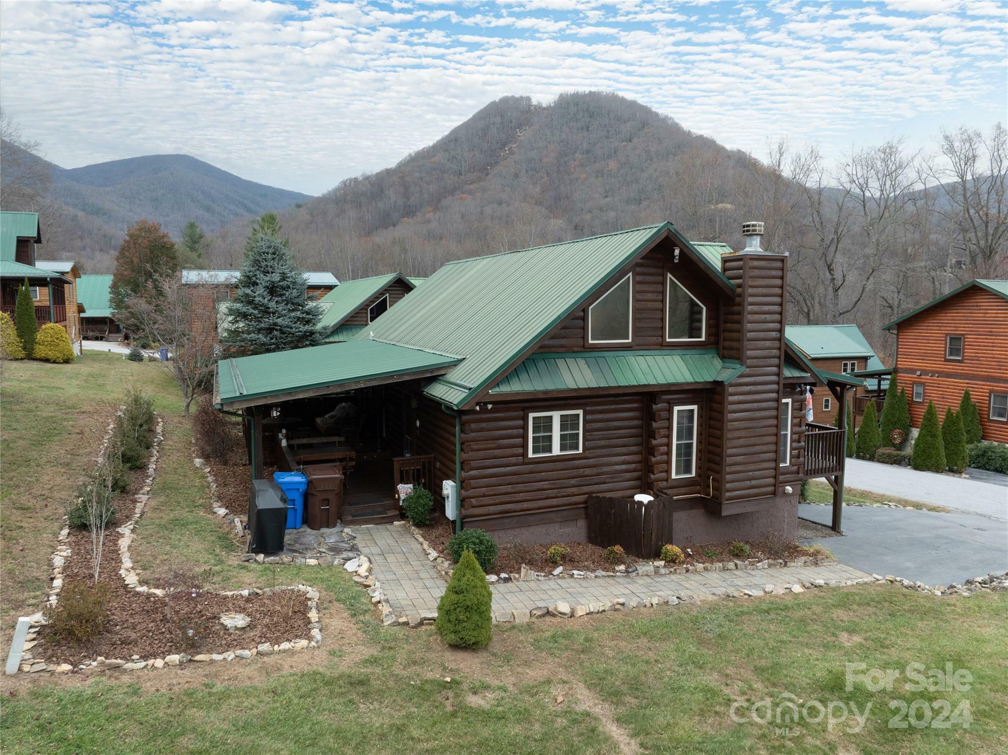 Property Photo:  31 Contentment Trail  NC 28751 