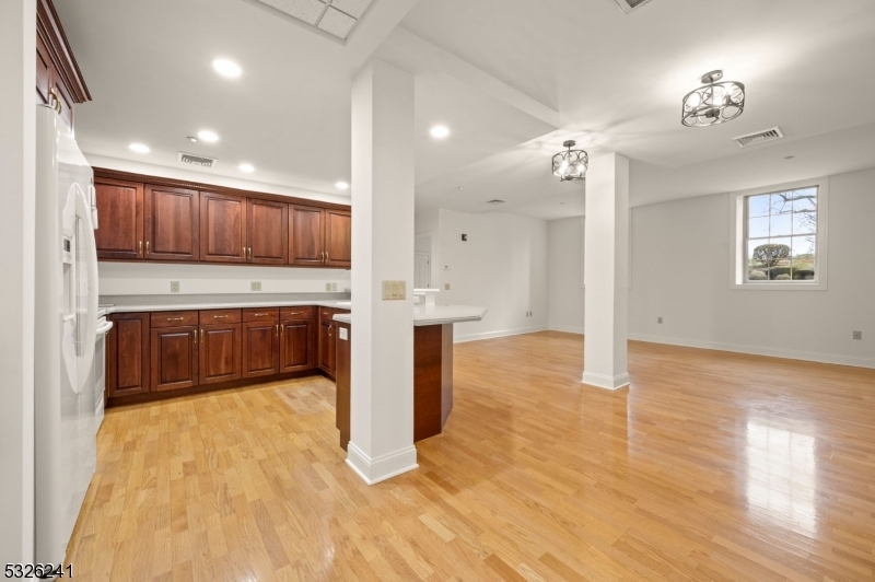 Property Photo:  4101 Rio Vista Dr  NJ 07430 