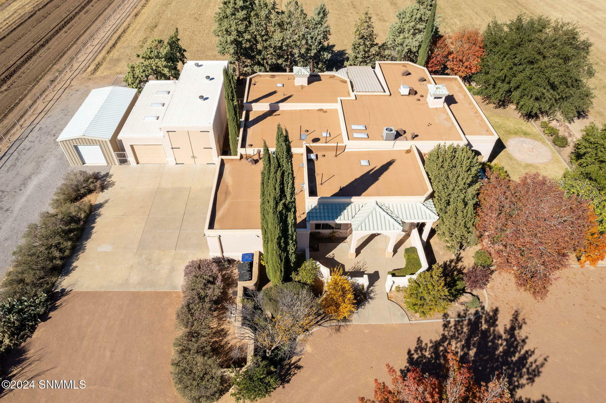 Property Photo:  1520 Paisano Road  NM 88005 