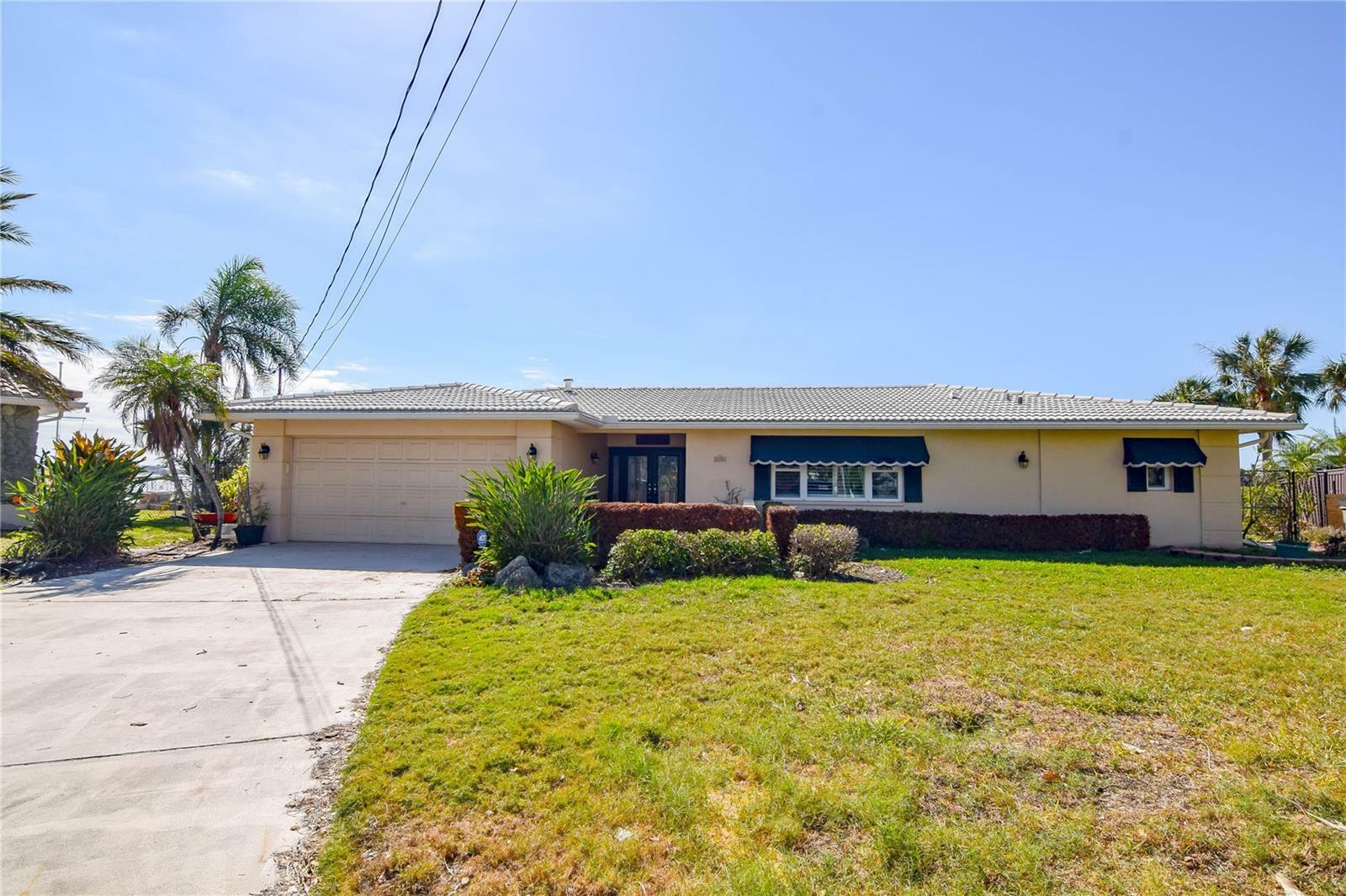 Property Photo:  5631 Bayview Drive  FL 33772 