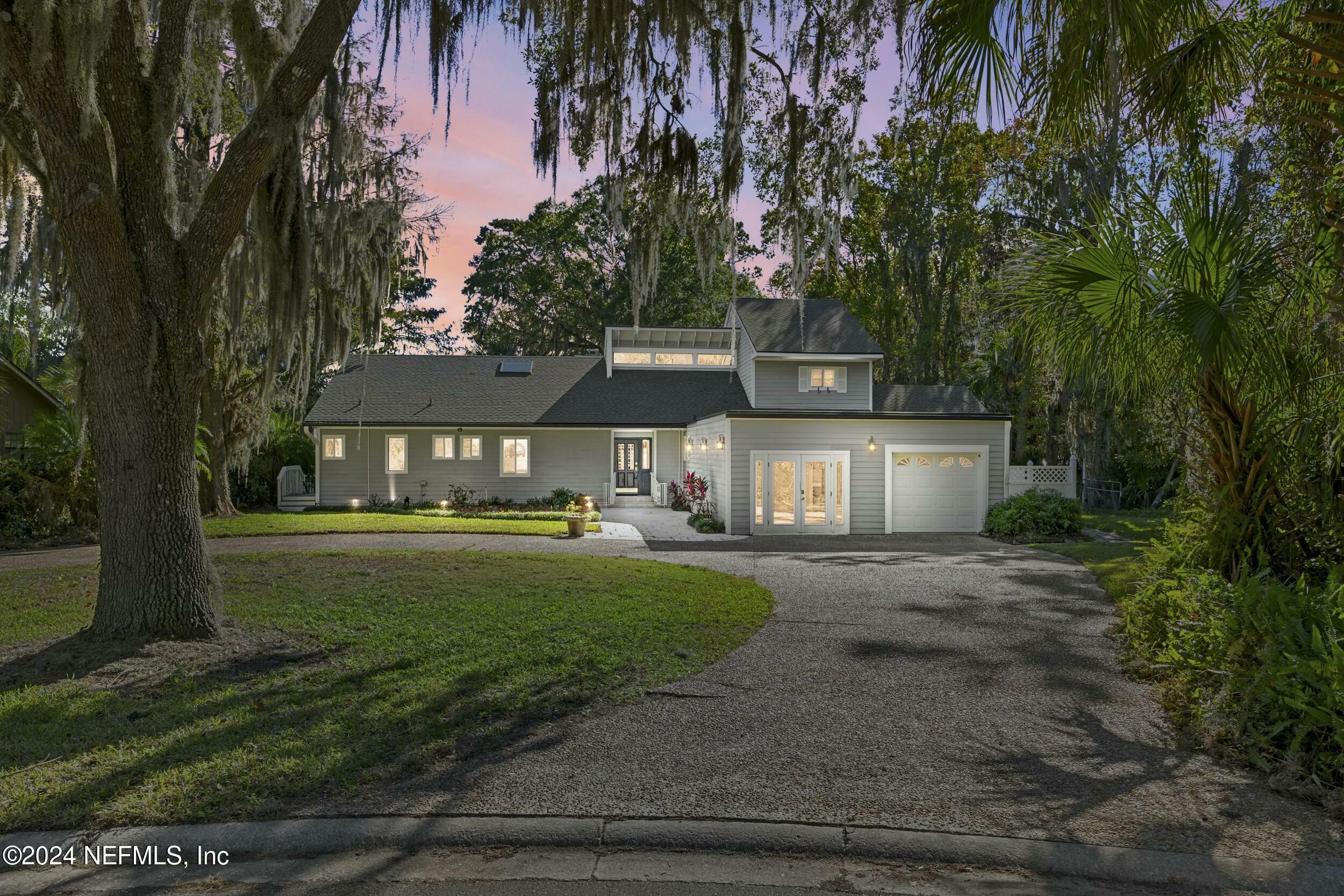 Property Photo:  988 Birdwood Drive  FL 32073 