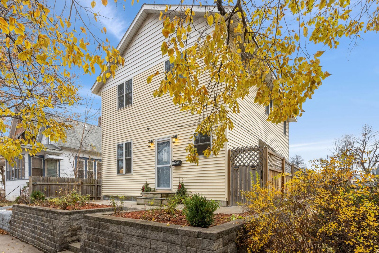 Property Photo: 1252 Albemarle Street MN 55117