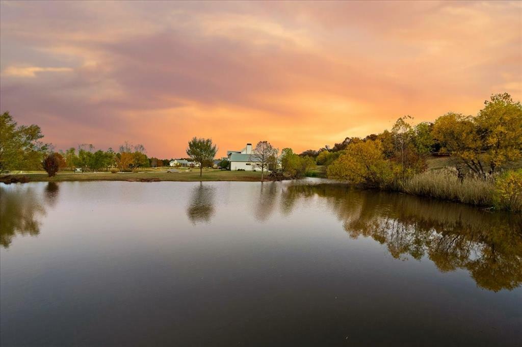 Property Photo: 9225 Farmhouse Lane OK 73007