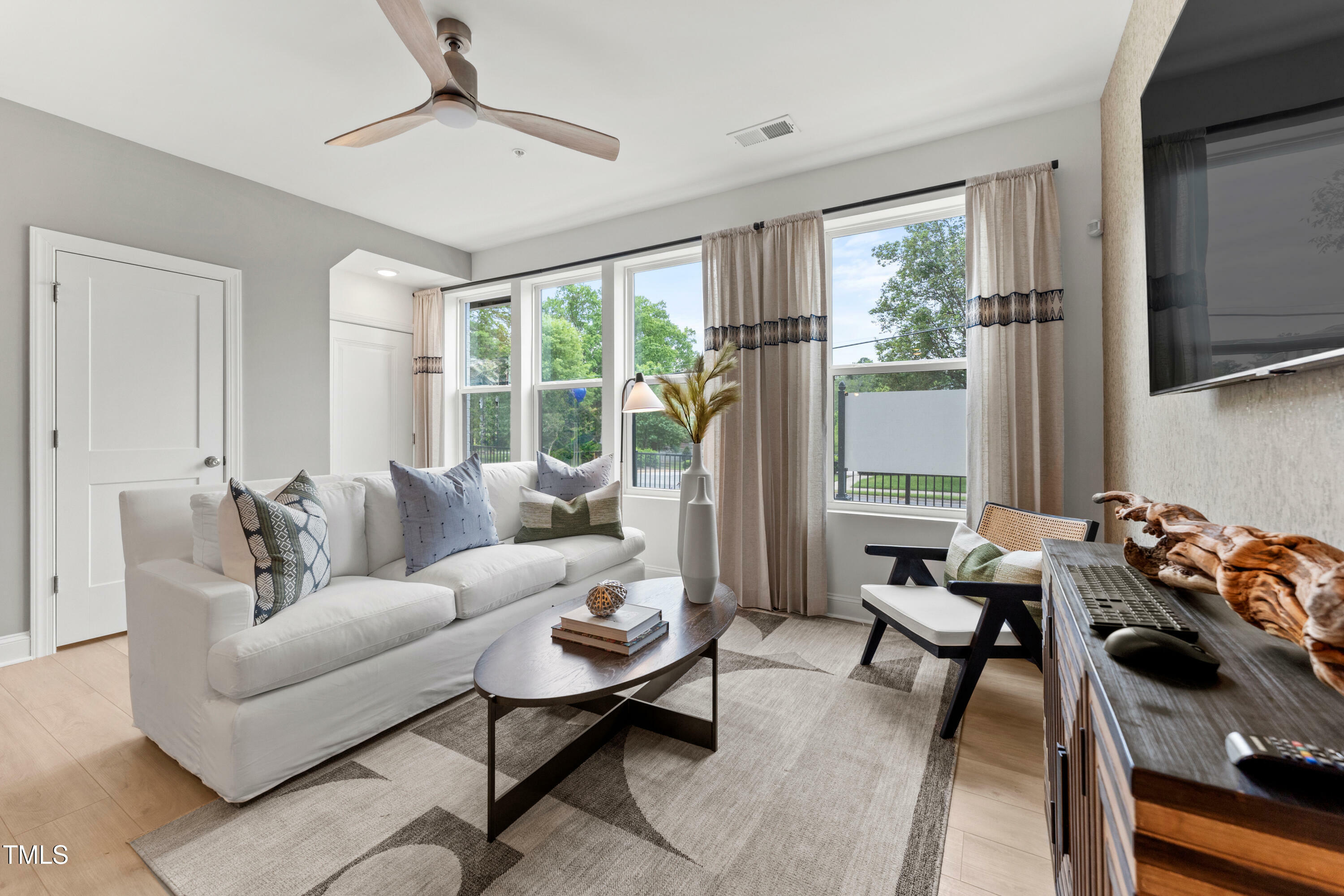 Property Photo: 10531 Pleasant Branch Drive Unit 101 NC 27614