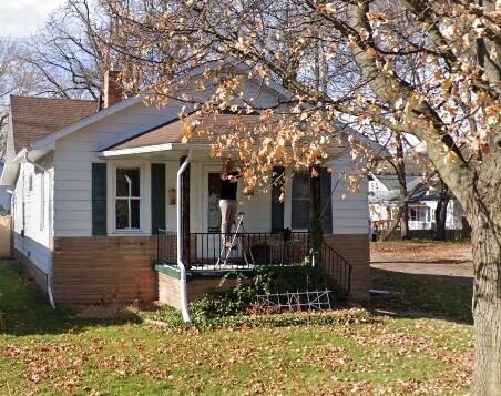 Property Photo: 2326 Alpha Street MI 48910