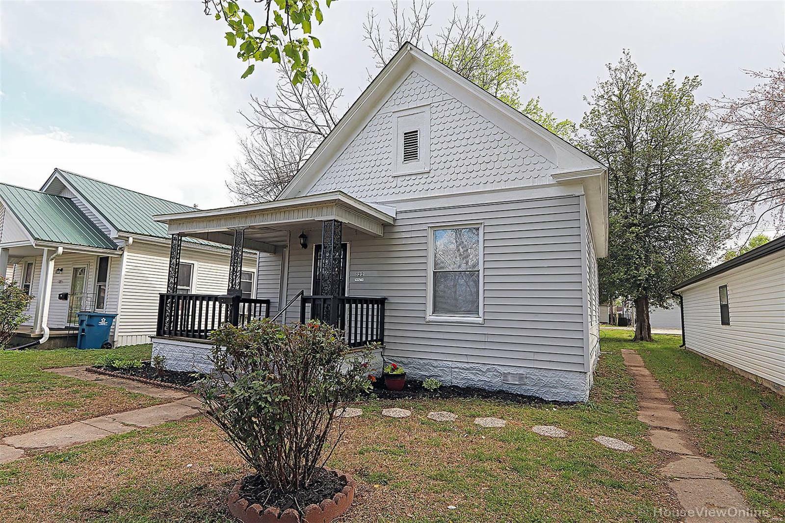 Property Photo: 122 W Parker Avenue MO 63740
