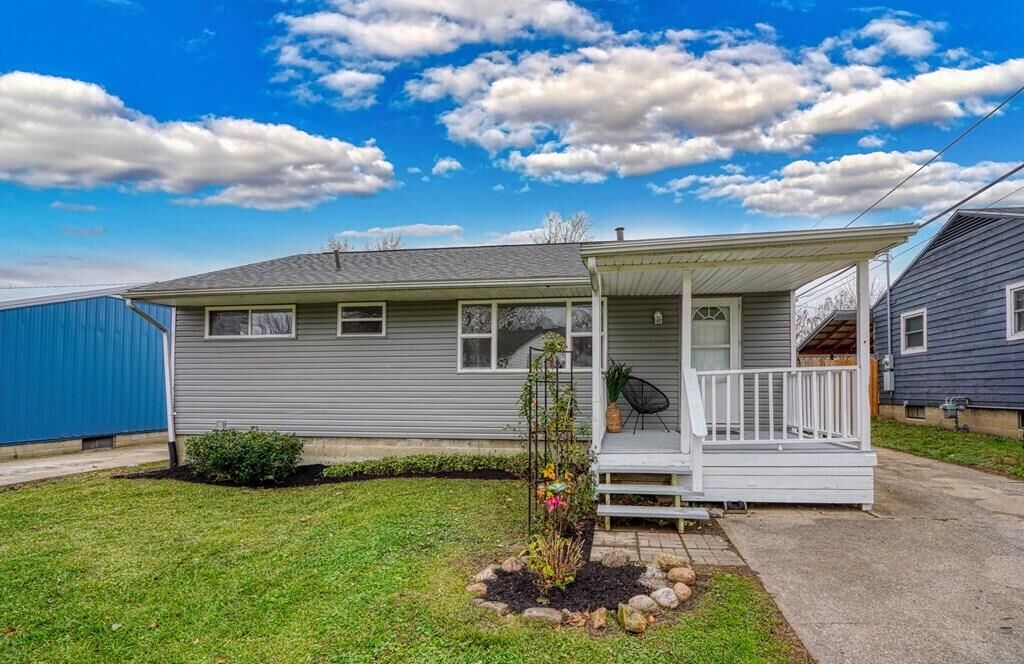 Property Photo: 310 Devon Road OH 45601