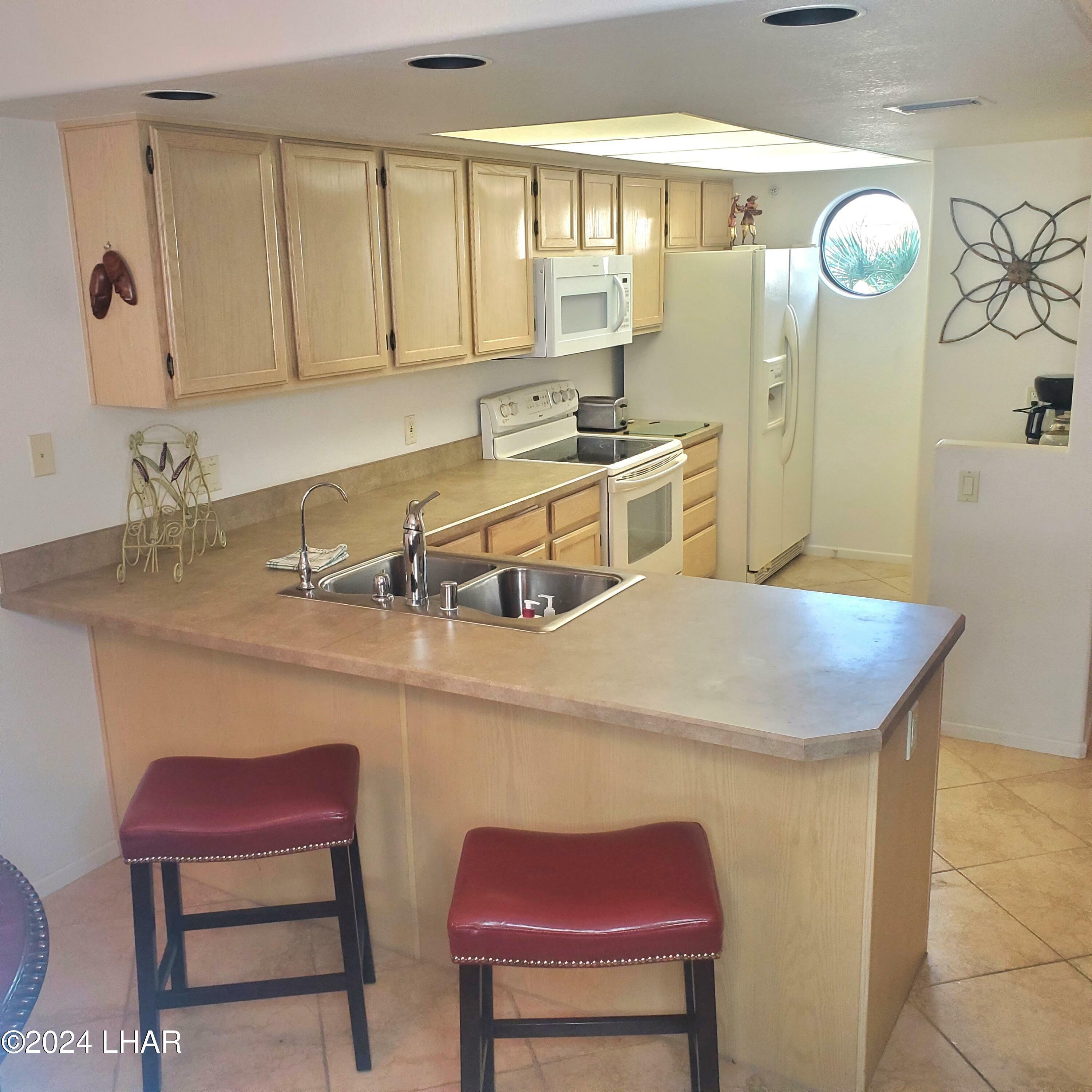 Property Photo:  2095 Mesquite Ave C16  AZ 86403 