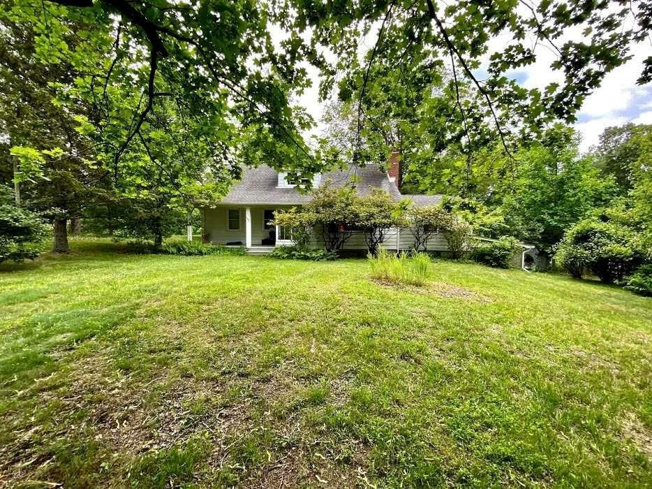 Property Photo:  192 Snyderville Road  NY 12523 