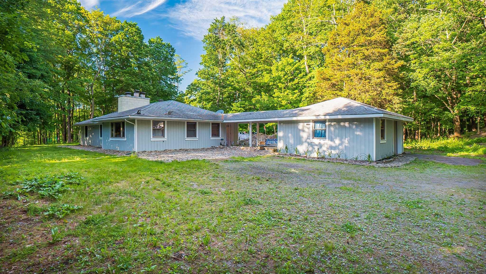 Property Photo:  86 Parksville Road  NY 12569 