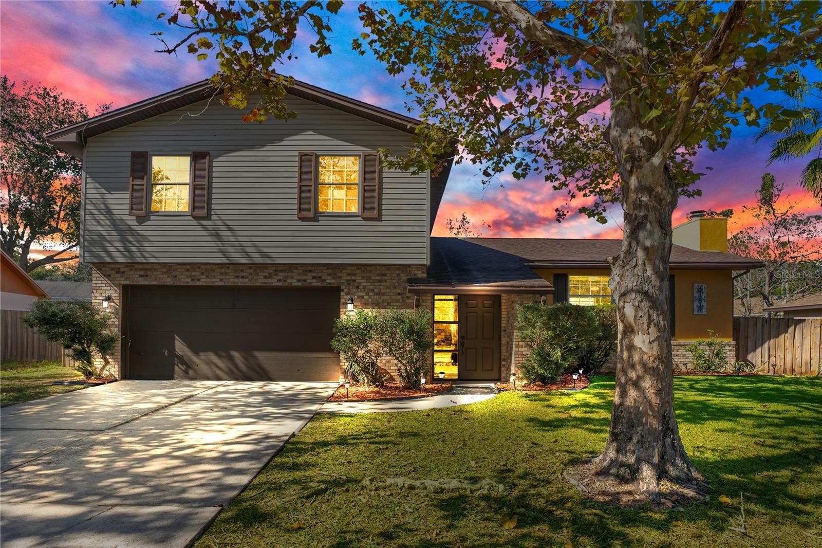 Property Photo: 1096 Chokecherry Drive FL 32708