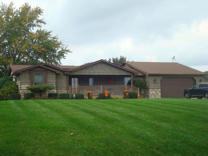 Property Photo: 14600 W Diane Drive MI 49232