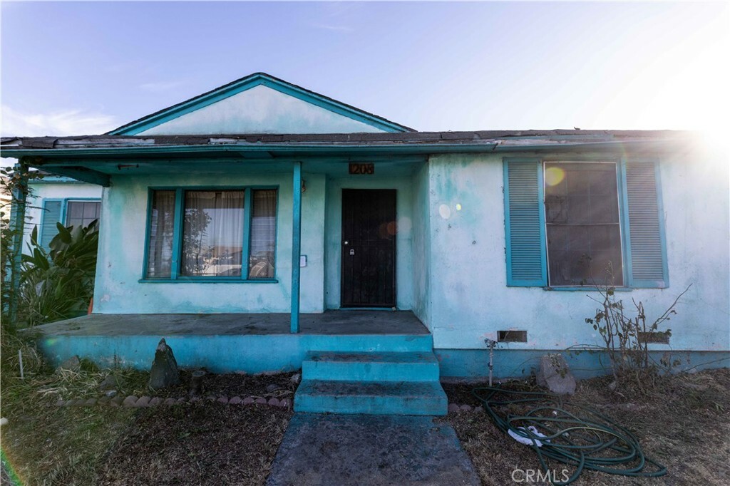 Property Photo:  1208 W 133rd Street  CA 90222 