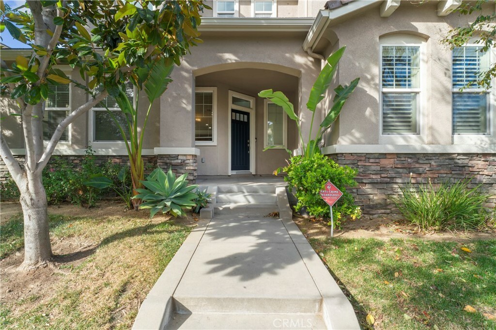 Property Photo:  11465 Oakford Lane  CA 91326 