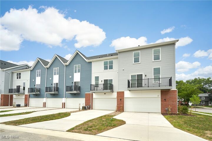 Property Photo: 604 Mull Avenue 12 OH 44313