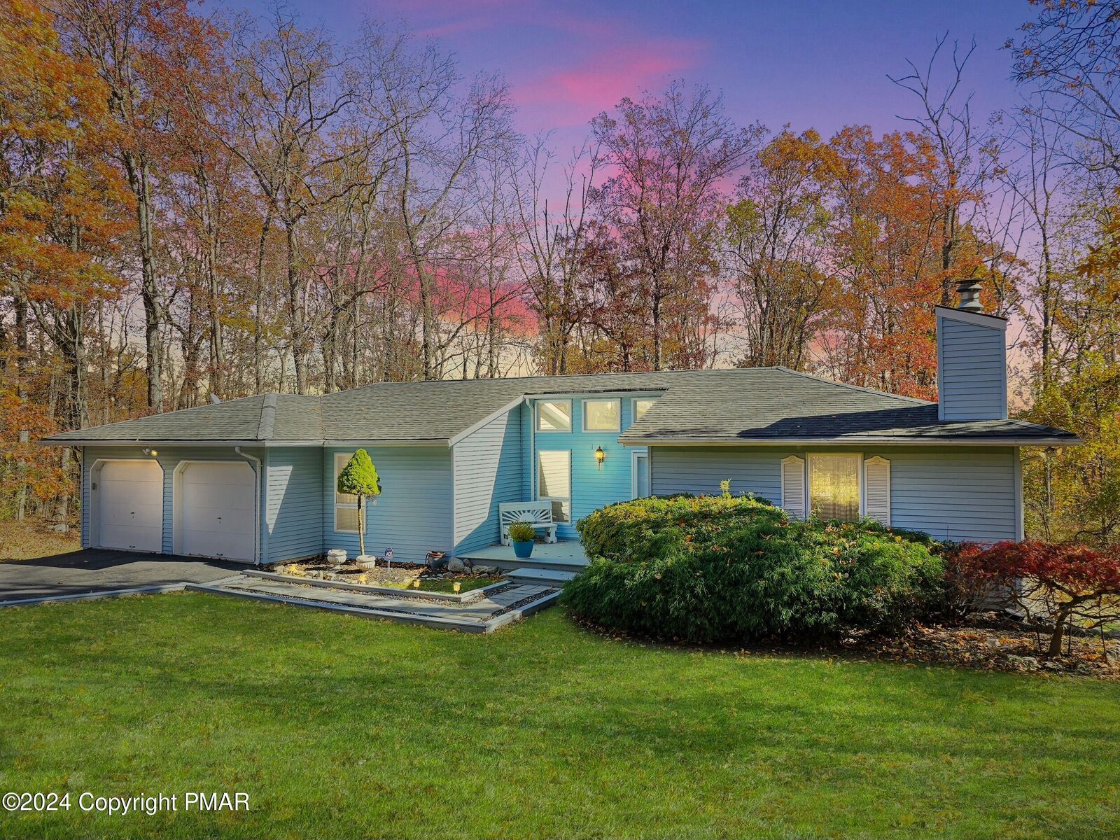 Property Photo:  97 Hillside Court  PA 18343 